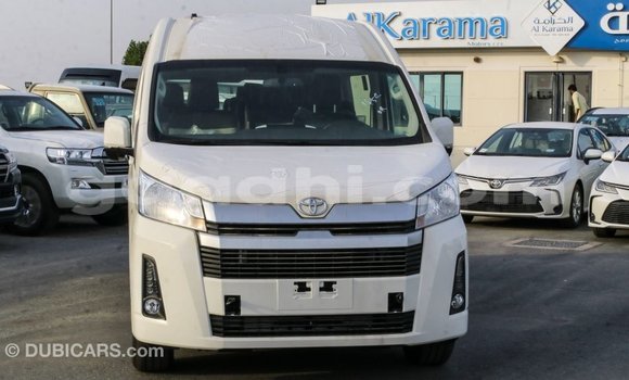 Buy Import Toyota Hiace White Car in Import - Dubai in Somalia Buy Import Toyota Hiace White Car in Import - Dubai in Somalia