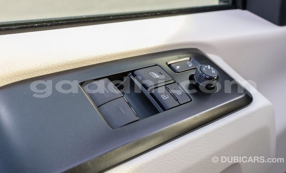 Buy Import Toyota Hiace White Car in Import - Dubai in Somalia Buy Import Toyota Hiace White Car in Import - Dubai in Somalia