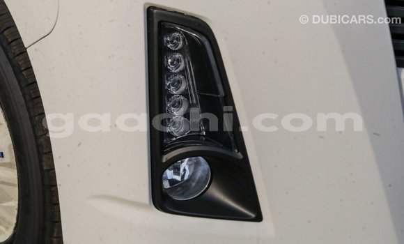 Buy Import Toyota Hiace White Car in Import - Dubai in Somalia Buy Import Toyota Hiace White Car in Import - Dubai in Somalia