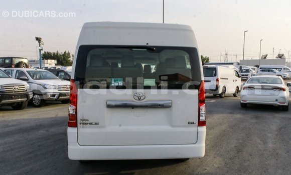 Buy Import Toyota Hiace White Car in Import - Dubai in Somalia Buy Import Toyota Hiace White Car in Import - Dubai in Somalia