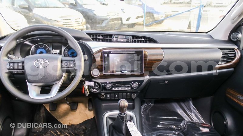 Big with watermark toyota hilux somalia import dubai 3441