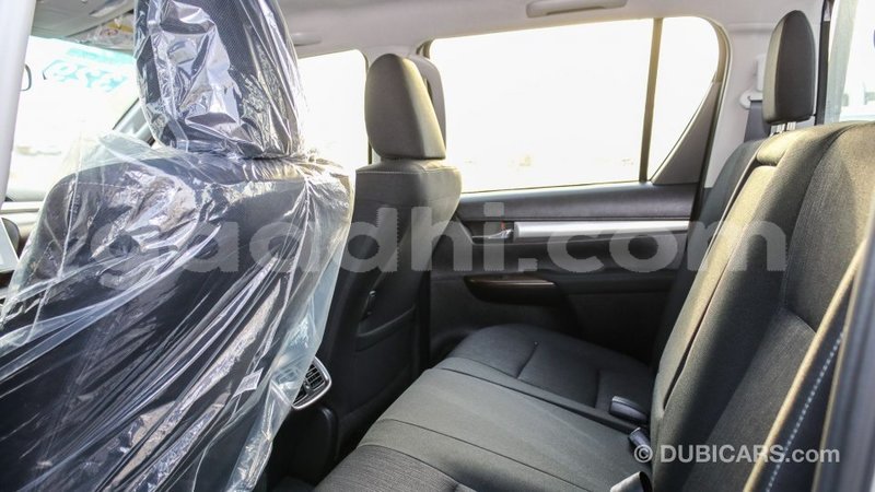 Big with watermark toyota hilux somalia import dubai 3441