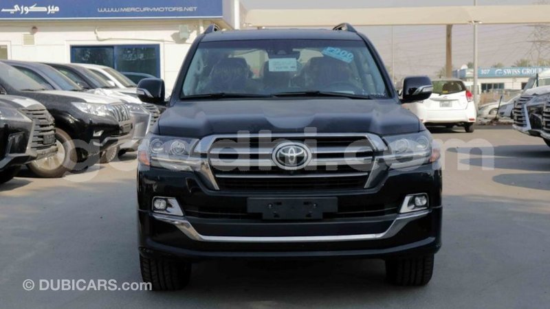 Big with watermark toyota land cruiser somalia import dubai 3445