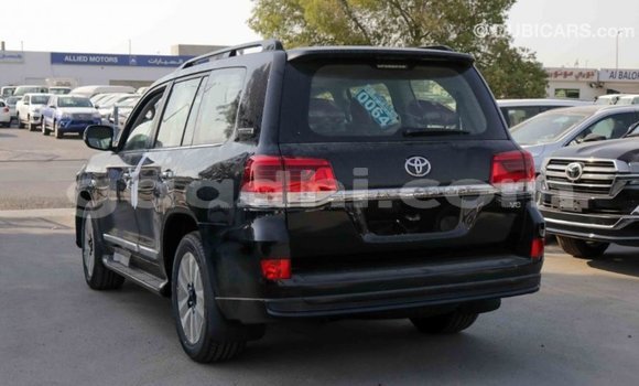 اشتري Imported Toyota Land Cruiser أسود سيارة في Import - Dubai في الصومال اشتري Imported Toyota Land Cruiser أسود سيارة في Import - Dubai في الصومال