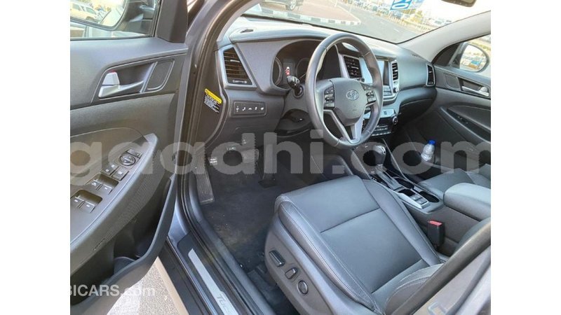 Big with watermark hyundai tucson somalia import dubai 3449