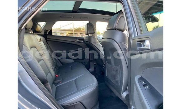 ይግዙ Imported Hyundai Tucson ሌላ መኪና በ Import - Dubai በ ሶማሊያ ይግዙ Imported Hyundai Tucson ሌላ መኪና በ Import - Dubai በ ሶማሊያ