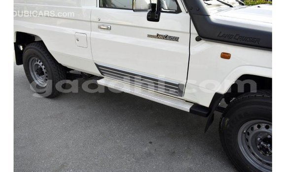 Buy Import Toyota Land Cruiser White Car in Import - Dubai in Somalia Buy Import Toyota Land Cruiser White Car in Import - Dubai in Somalia