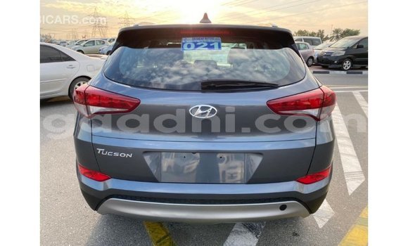 اشتري Imported Hyundai Tucson أبيض سيارة في Import - Dubai في الصومال اشتري Imported Hyundai Tucson أبيض سيارة في Import - Dubai في الصومال