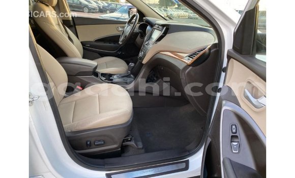 اشتري Imported Hyundai Santa Fe أبيض سيارة في Import - Dubai في الصومال اشتري Imported Hyundai Santa Fe أبيض سيارة في Import - Dubai في الصومال