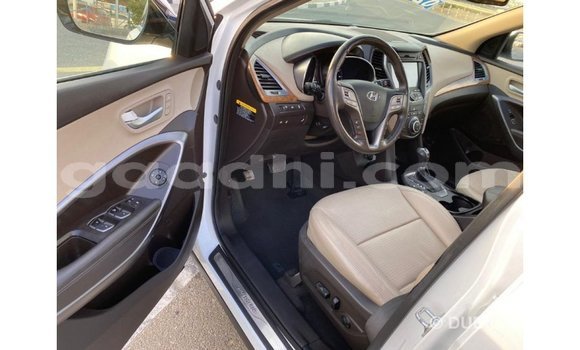 اشتري Imported Hyundai Santa Fe أبيض سيارة في Import - Dubai في الصومال اشتري Imported Hyundai Santa Fe أبيض سيارة في Import - Dubai في الصومال