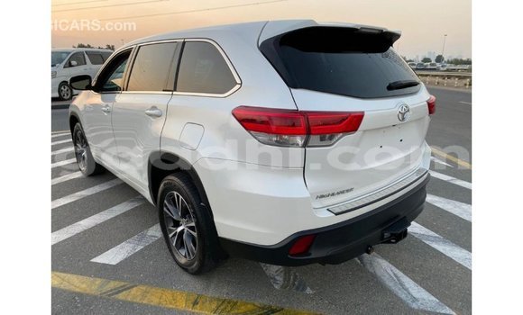 Buy Import Toyota Highlander White Car in Import - Dubai in Somalia Buy Import Toyota Highlander White Car in Import - Dubai in Somalia