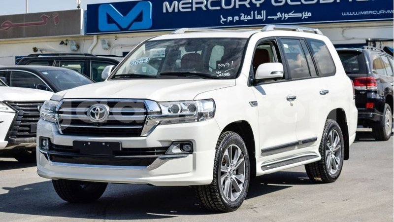 Big with watermark toyota land cruiser somalia import dubai 3464