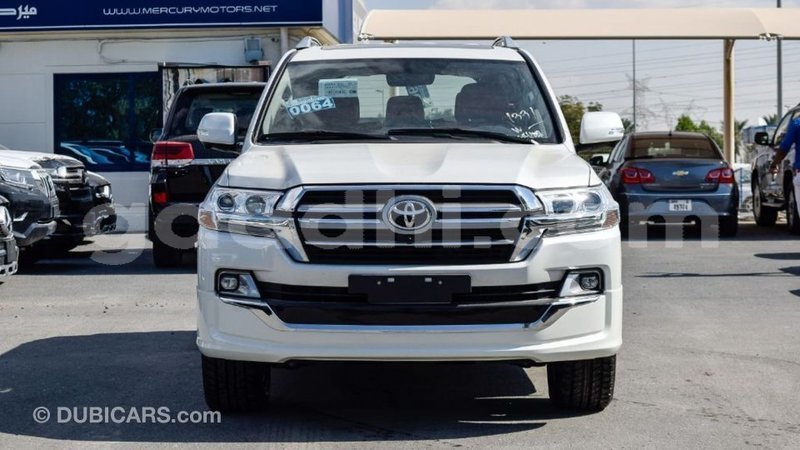 Big with watermark toyota land cruiser somalia import dubai 3464