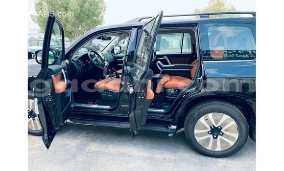 Buy Import Toyota Land Cruiser Black Car in Import - Dubai in Somalia Buy Import Toyota Land Cruiser Black Car in Import - Dubai in Somalia