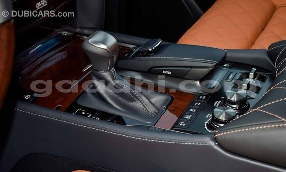 اشتري Imported Lexus LX أسود سيارة في Import - Dubai في الصومال اشتري Imported Lexus LX أسود سيارة في Import - Dubai في الصومال