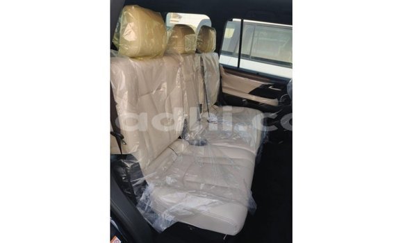 اشتري Imported Lexus LX أزرق سيارة في Import - Dubai في الصومال اشتري Imported Lexus LX أزرق سيارة في Import - Dubai في الصومال