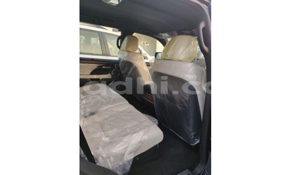 اشتري Imported Lexus LX أزرق سيارة في Import - Dubai في الصومال اشتري Imported Lexus LX أزرق سيارة في Import - Dubai في الصومال