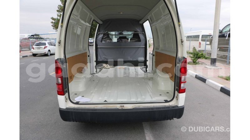 Big with watermark toyota hiace somalia import dubai 3478