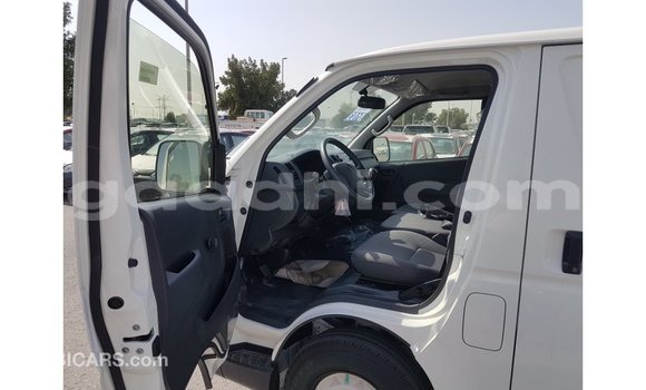 Buy Import Toyota DA White Truck in Import - Dubai in Somalia Buy Import Toyota DA White Truck in Import - Dubai in Somalia