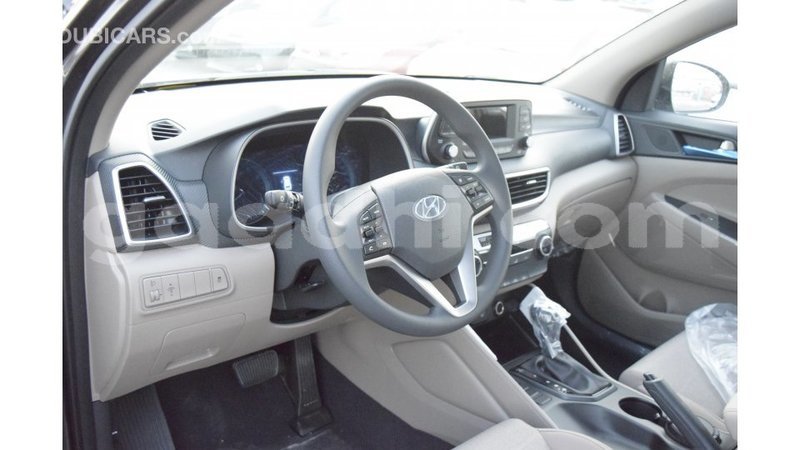 Big with watermark hyundai tucson somalia import dubai 3490