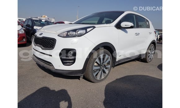 Acheter Import Voiture Kia Sportage Blanc à Import - Dubai, Somalie Acheter Import Voiture Kia Sportage Blanc à Import - Dubai, Somalie
