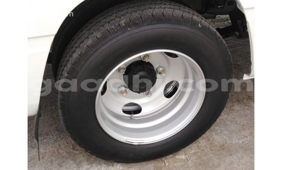 اشتري Imported Toyota Coaster أبيض سيارة في Import - Dubai في الصومال اشتري Imported Toyota Coaster أبيض سيارة في Import - Dubai في الصومال