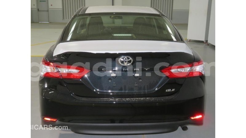 Big with watermark toyota camry somalia import dubai 3504