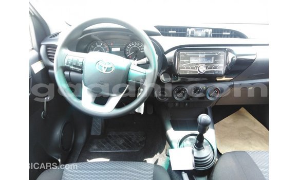 Buy Import Toyota Hilux White Car in Import - Dubai in Somalia Buy Import Toyota Hilux White Car in Import - Dubai in Somalia
