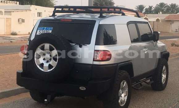 Buy New Toyota FJ Cruiser Silver Car in Hargeysa in Somaliland Buy New Toyota FJ Cruiser Silver Car in Hargeysa in Somaliland