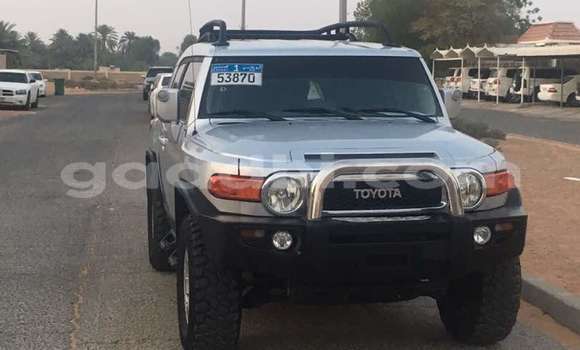 Buy New Toyota FJ Cruiser Silver Car in Hargeysa in Somaliland Buy New Toyota FJ Cruiser Silver Car in Hargeysa in Somaliland