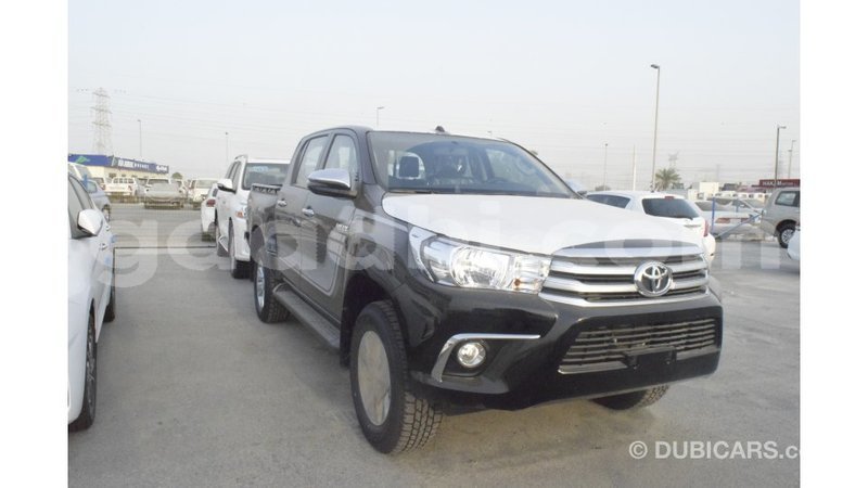 Big with watermark toyota hilux somalia import dubai 3510