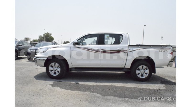 Big with watermark toyota hilux somalia import dubai 3511