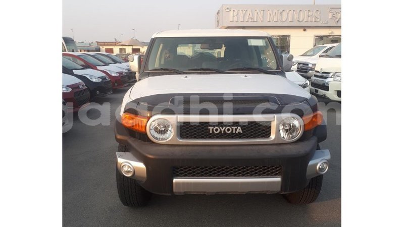 Big with watermark toyota fj cruiser somalia import dubai 3516