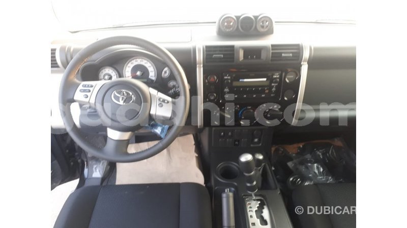 Big with watermark toyota fj cruiser somalia import dubai 3516