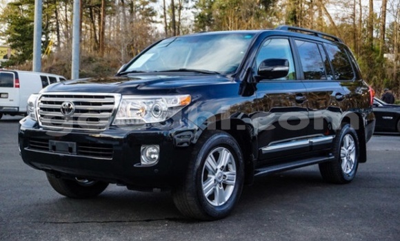 Buy Used Toyota Land Cruiser Black Car in Afgooye in Somalia Buy Used Toyota Land Cruiser Black Car in Afgooye in Somalia