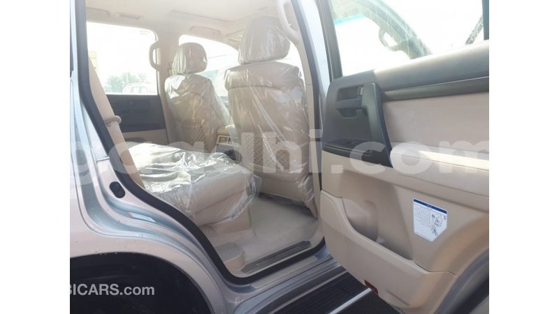 Big with watermark toyota land cruiser somalia import dubai 3518