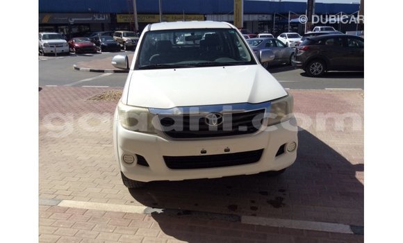 Buy Import Toyota Hilux White Car in Import - Dubai in Somalia Buy Import Toyota Hilux White Car in Import - Dubai in Somalia