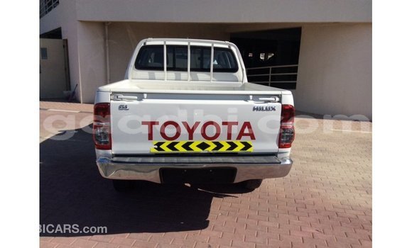 Buy Import Toyota Hilux White Car in Import - Dubai in Somalia Buy Import Toyota Hilux White Car in Import - Dubai in Somalia