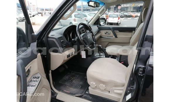 Buy Import Mitsubishi Pajero Black Car in Import - Dubai in Somalia Buy Import Mitsubishi Pajero Black Car in Import - Dubai in Somalia