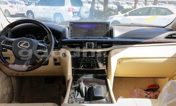 Buy Used Lexus LX White Car in Mogadishu in Somalia Buy Used Lexus LX White Car in Mogadishu in Somalia