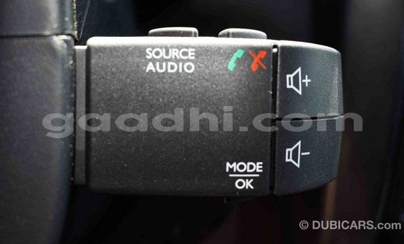 Acheter Import Voiture Renault Duster Noir à Import - Dubai, Somalie Acheter Import Voiture Renault Duster Noir à Import - Dubai, Somalie