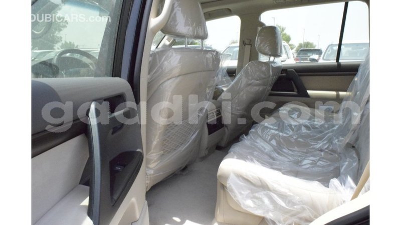 Big with watermark toyota land cruiser somalia import dubai 3537