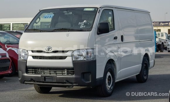 Acheter Import Voiture Toyota Hiace Blanc à Import - Dubai, Somalie Acheter Import Voiture Toyota Hiace Blanc à Import - Dubai, Somalie
