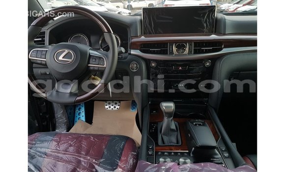 اشتري Imported Lexus LX أسود سيارة في Import - Dubai في الصومال اشتري Imported Lexus LX أسود سيارة في Import - Dubai في الصومال