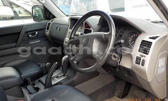 Buy Used Mitsubishi Pajero White Car in Hargeysa in Somaliland Buy Used Mitsubishi Pajero White Car in Hargeysa in Somaliland