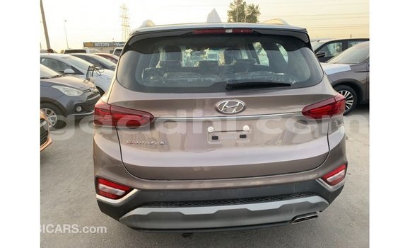 اشتري Imported Hyundai Santa Fe بنى سيارة في Import - Dubai في الصومال اشتري Imported Hyundai Santa Fe بنى سيارة في Import - Dubai في الصومال