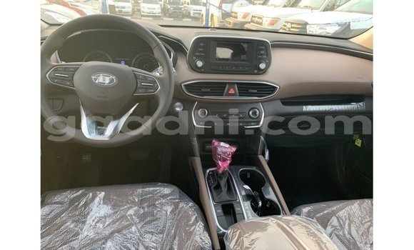 اشتري Imported Hyundai Santa Fe بنى سيارة في Import - Dubai في الصومال اشتري Imported Hyundai Santa Fe بنى سيارة في Import - Dubai في الصومال