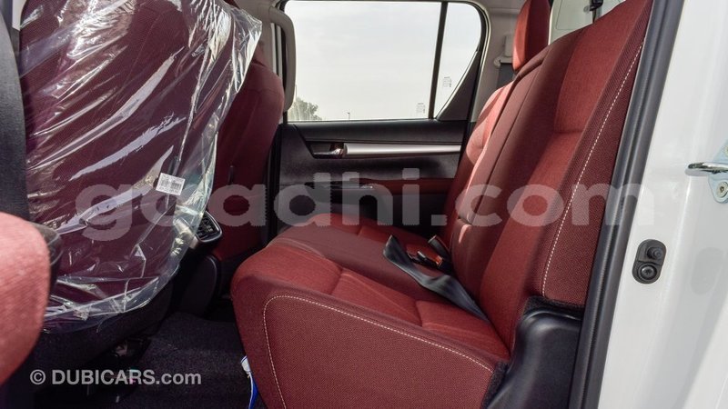 Big with watermark toyota hilux somalia import dubai 3553