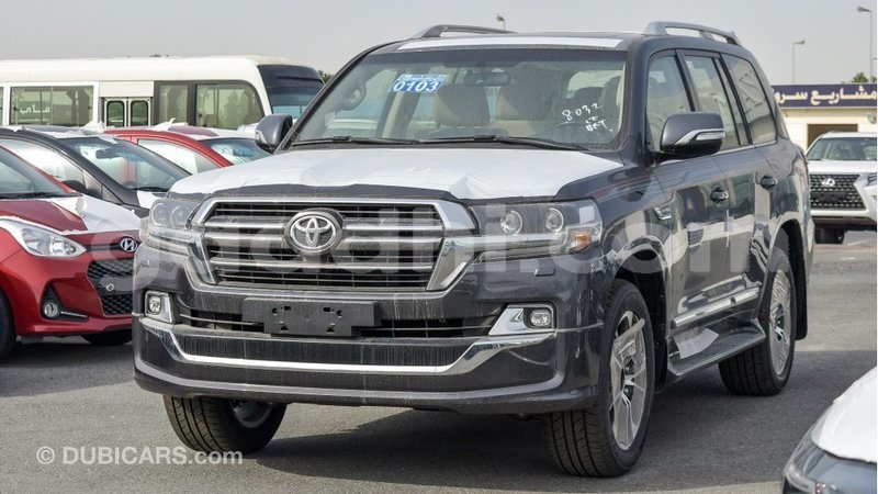 Big with watermark toyota land cruiser somalia import dubai 3554