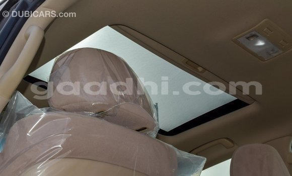اشتري Imported Toyota Land Cruiser آخر سيارة في Import - Dubai في الصومال اشتري Imported Toyota Land Cruiser آخر سيارة في Import - Dubai في الصومال